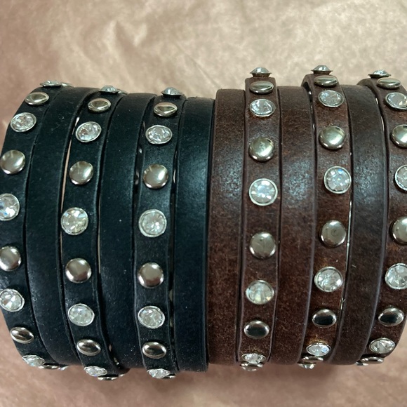 LEATHER Bracelets with studs and crystal detail Strong magnetic clasp closure - Picture 2 of 4
